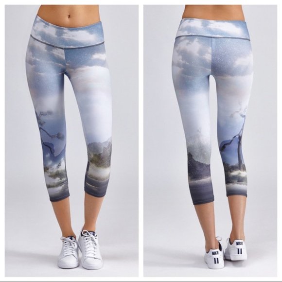 Onzie Pants - Onzie Desert Crop Leggings